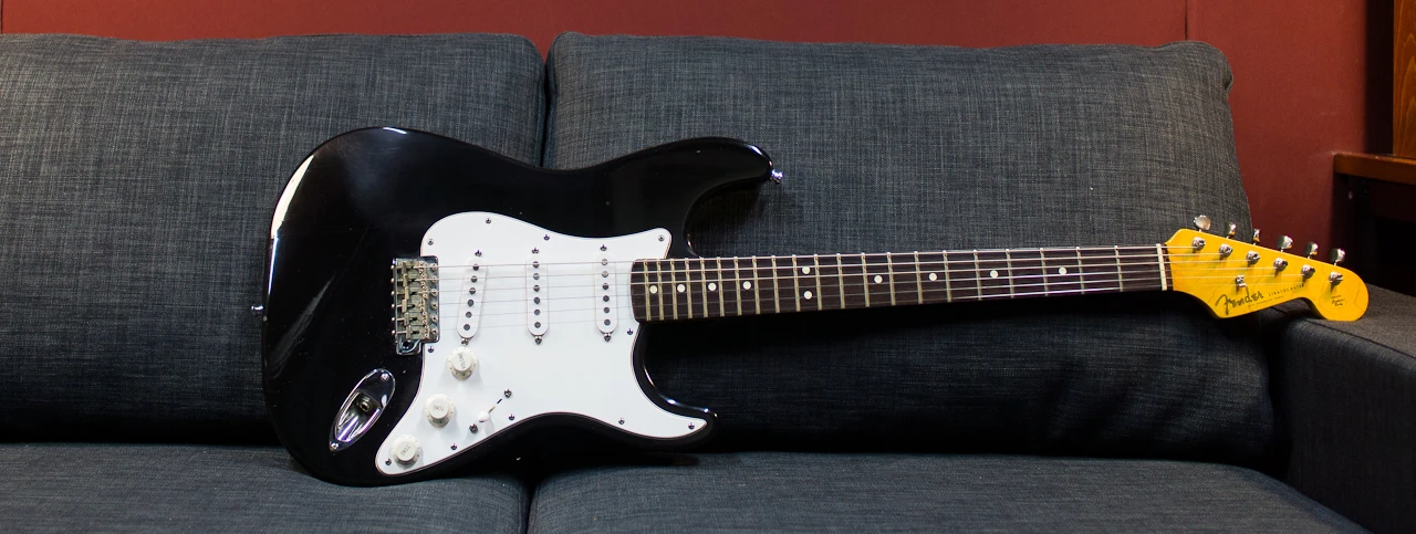 Fender Stratocaster 62 Am. vintage /w texas special, black, late 80s