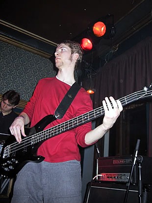 Kelkka performing live